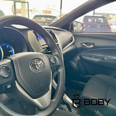 TOYOTA Yaris Hatch 1.5 16V 4P FLEX XL PLUS CONNECT MULTIDRIVE AUTOM�TICO CVT, Foto 5