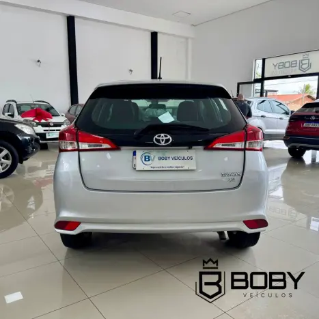 TOYOTA Yaris Hatch 1.5 16V 4P FLEX XL PLUS CONNECT MULTIDRIVE AUTOM�TICO CVT, Foto 12