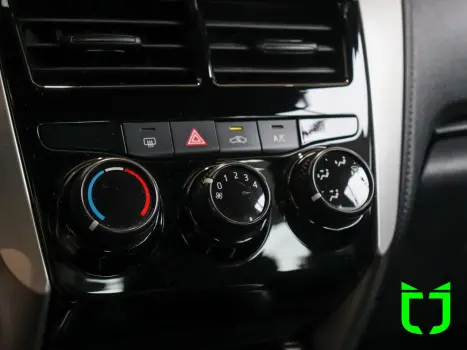 TOYOTA Yaris Hatch 1.3 16V 4P FLEX XL MULTIDRIVE AUTOM�TICO CVT, Foto 11