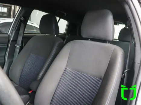 TOYOTA Yaris Hatch 1.3 16V 4P FLEX XL MULTIDRIVE AUTOM�TICO CVT, Foto 14