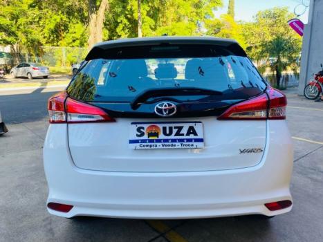 TOYOTA Yaris Hatch 1.5 16V 4P FLEX XS MULTIDRIVE AUTOM�TICO CVT, Foto 8