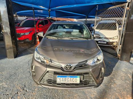 TOYOTA Yaris Hatch 1.5 16V 4P FLEX XS CONNECT MULTIDRIVE AUTOM�TICO CVT, Foto 3