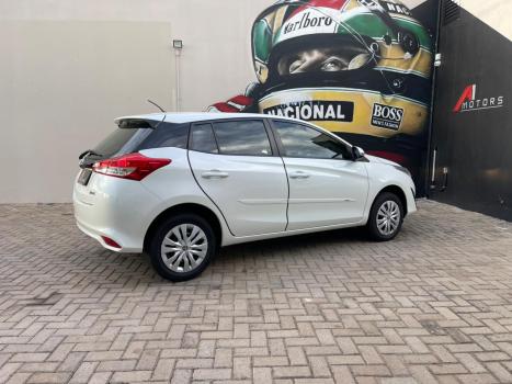 TOYOTA Yaris Hatch 1.3 16V 4P FLEX XL MULTIDRIVE AUTOM�TICO CVT, Foto 6