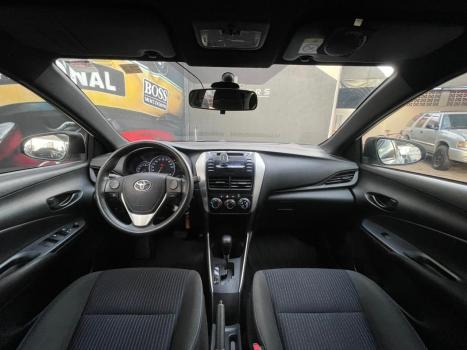 TOYOTA Yaris Hatch 1.3 16V 4P FLEX XL MULTIDRIVE AUTOM�TICO CVT, Foto 14