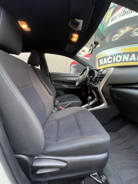 TOYOTA Yaris Hatch 1.3 16V 4P FLEX XL MULTIDRIVE AUTOM�TICO CVT, Foto 15