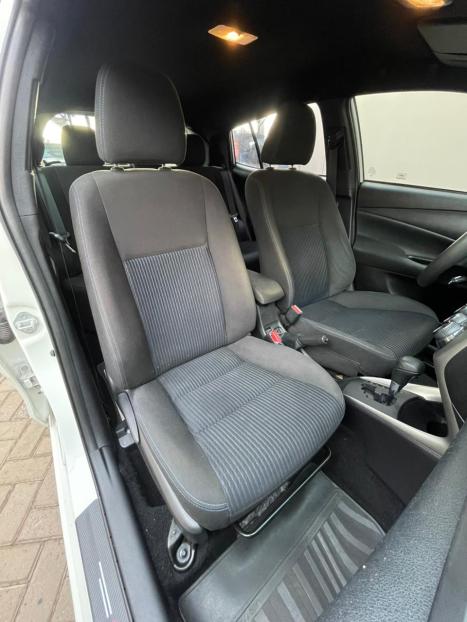 TOYOTA Yaris Hatch 1.3 16V 4P FLEX XL MULTIDRIVE AUTOM�TICO CVT, Foto 18
