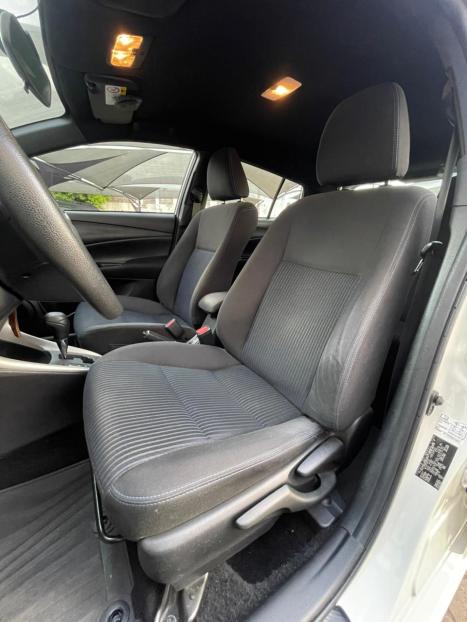TOYOTA Yaris Hatch 1.3 16V 4P FLEX XL MULTIDRIVE AUTOM�TICO CVT, Foto 19