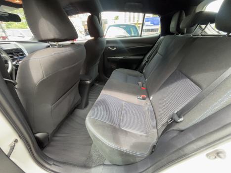 TOYOTA Yaris Hatch 1.3 16V 4P FLEX XL PLUS TECH MULTIDRIVE AUTOM�TICO CVT, Foto 10