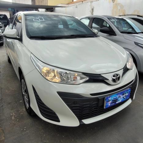 TOYOTA Yaris Hatch 1.3 16V 4P FLEX XL MULTIDRIVE AUTOM�TICO CVT, Foto 3