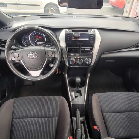 TOYOTA Yaris Hatch 1.3 16V 4P FLEX XL MULTIDRIVE AUTOM�TICO CVT, Foto 6