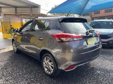 TOYOTA Yaris Hatch 1.5 16V 4P FLEX XS CONNECT MULTIDRIVE AUTOM�TICO CVT, Foto 3