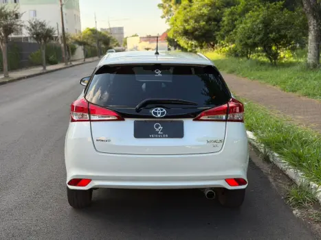 TOYOTA Yaris Hatch 1.3 16V 4P FLEX XL MULTIDRIVE AUTOM�TICO CVT, Foto 7