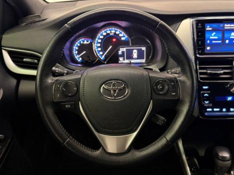 TOYOTA Yaris Hatch 1.5 16V 4P FLEX XS MULTIDRIVE AUTOM�TICO CVT, Foto 8