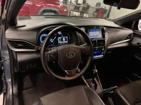 TOYOTA Yaris Hatch 1.5 16V 4P FLEX XS CONNECT MULTIDRIVE AUTOM�TICO CVT, Foto 9