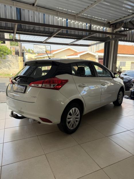 TOYOTA Yaris Hatch 1.3 16V 4P FLEX XL, Foto 6