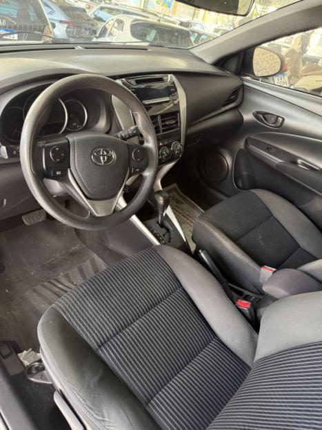 TOYOTA Yaris Hatch 1.3 16V 4P FLEX XL, Foto 7