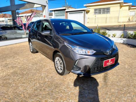 TOYOTA Yaris Hatch 1.5 16V 4P FLEX XL MULTIDRIVE AUTOM�TICO CVT, Foto 2