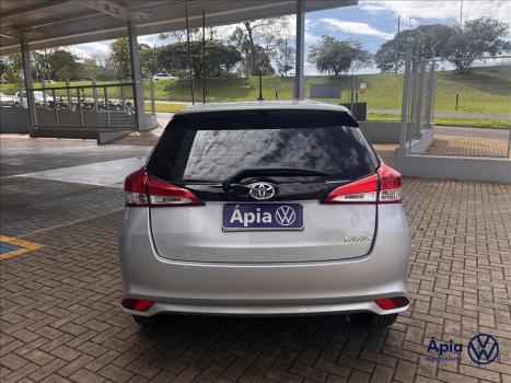 TOYOTA Yaris Hatch 1.5 16V 4P FLEX XL MULTIDRIVE AUTOM�TICO CVT, Foto 6