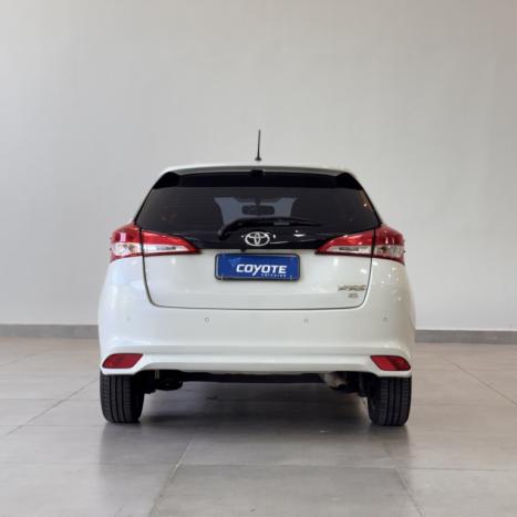 TOYOTA Yaris Hatch 1.5 16V 4P FLEX XL PLUS CONNECT MULTIDRIVE AUTOMÁTICO CVT, Foto 5