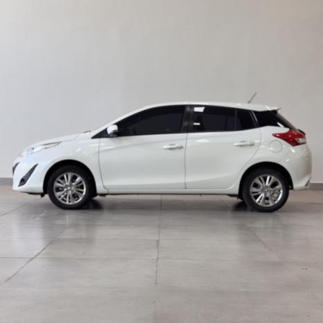 TOYOTA Yaris Hatch 1.5 16V 4P FLEX XL PLUS CONNECT MULTIDRIVE AUTOMÁTICO CVT, Foto 8