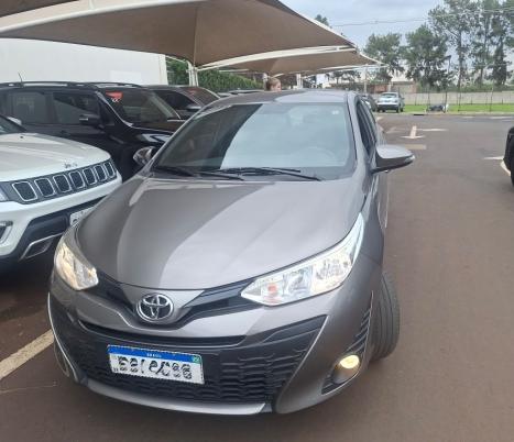 TOYOTA Yaris Hatch 1.3 16V 4P FLEX XL, Foto 3