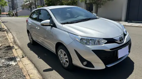 TOYOTA Yaris Hatch 1.3 16V 4P FLEX XL MULTIDRIVE AUTOMÁTICO CVT, Foto 1