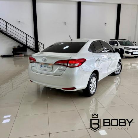 TOYOTA Yaris Sedan 1.5 16V 4P FLEX XL MULTIDRIVE AUTOMÁTICO CVT, Foto 9 TOYOTA Yaris Sedan 1.5 16V 4P FLEX XL MULTIDRIVE AUTOMÁTICO CVT, Foto 9