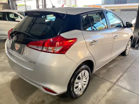 TOYOTA Yaris Sedan 1.5 16V 4P FLEX XL, Foto 6