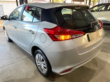 TOYOTA Yaris Sedan 1.5 16V 4P FLEX XL, Foto 8