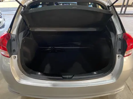 TOYOTA Yaris Sedan 1.5 16V 4P FLEX XL, Foto 9