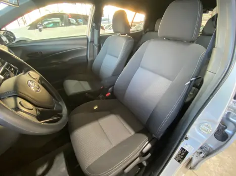 TOYOTA Yaris Sedan 1.5 16V 4P FLEX XL, Foto 14