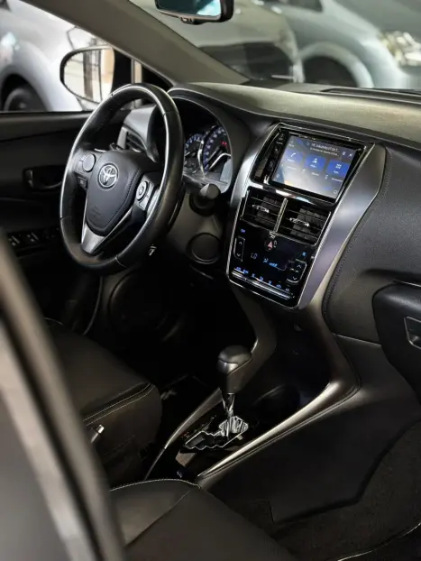 TOYOTA Yaris Sedan 1.5 16V 4P FLEX XLS MULTIDRIVE AUTOMTICO CVT, Foto 7