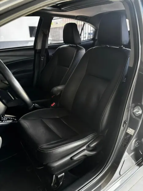 TOYOTA Yaris Sedan 1.5 16V 4P FLEX XLS MULTIDRIVE AUTOMTICO CVT, Foto 14