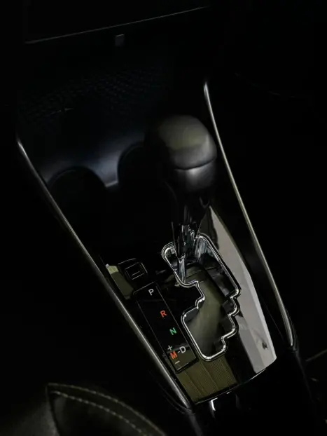 TOYOTA Yaris Sedan 1.5 16V 4P FLEX XLS MULTIDRIVE AUTOMTICO CVT, Foto 17