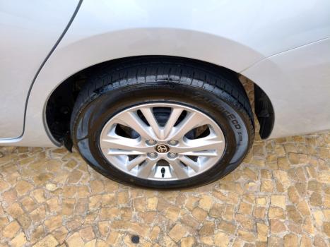 TOYOTA Yaris Sedan 1.5 16V 4P FLEX XL MULTIDRIVE AUTOM�TICO CVT, Foto 10