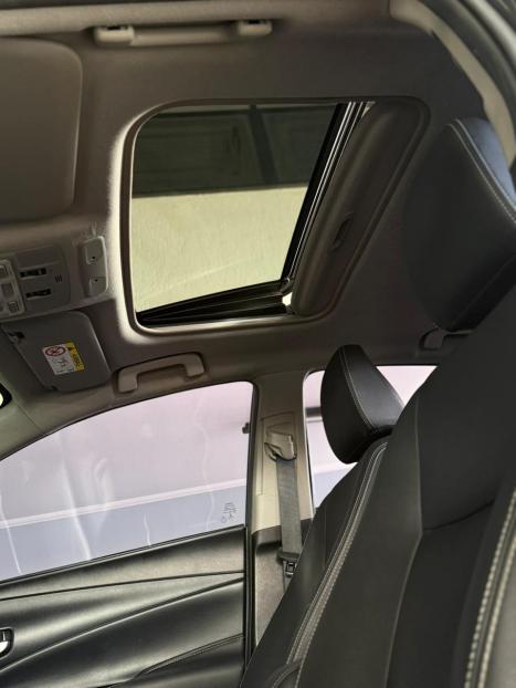 TOYOTA Yaris Sedan 1.5 16V 4P FLEX XLS MULTIDRIVE AUTOM�TICO CVT, Foto 6