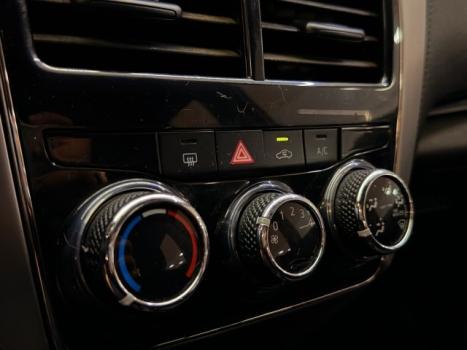 TOYOTA Yaris Sedan 1.5 16V 4P FLEX XL MULTIDRIVE AUTOM�TICO CVT, Foto 11