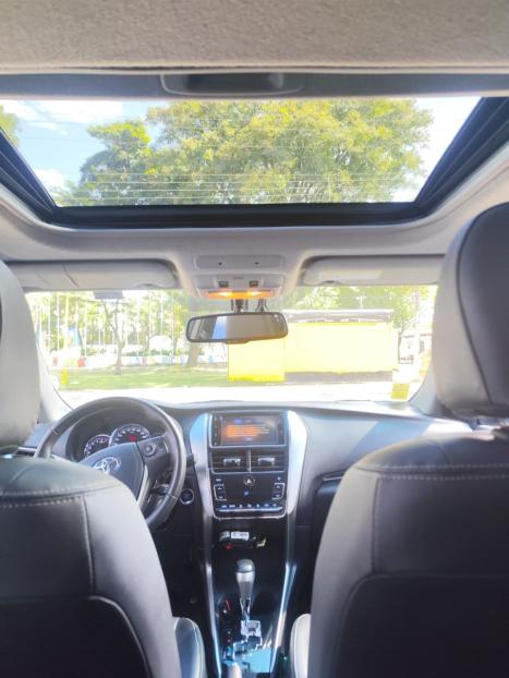 TOYOTA Yaris Sedan 1.5 16V 4P FLEX XLS CONNECT MULTIDRIVE AUTOM�TICO CVT, Foto 9