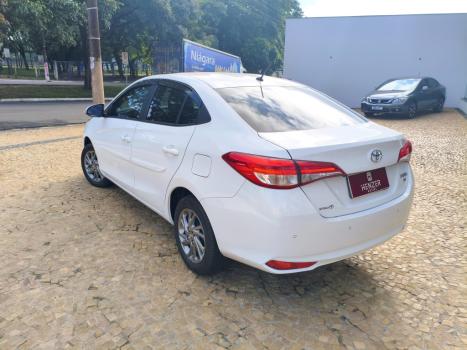 TOYOTA Yaris Sedan 1.5 16V 4P FLEX XS MULTIDRIVE AUTOM�TICO CVT, Foto 3