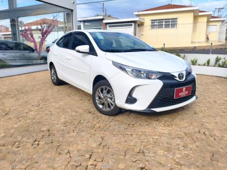 TOYOTA Yaris Sedan 1.5 16V 4P FLEX XS MULTIDRIVE AUTOM�TICO CVT, Foto 2