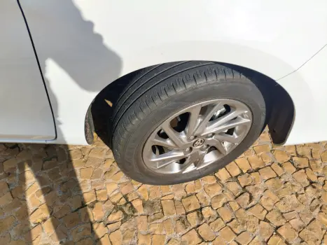 TOYOTA Yaris Sedan 1.5 16V 4P FLEX XS MULTIDRIVE AUTOM�TICO CVT, Foto 12
