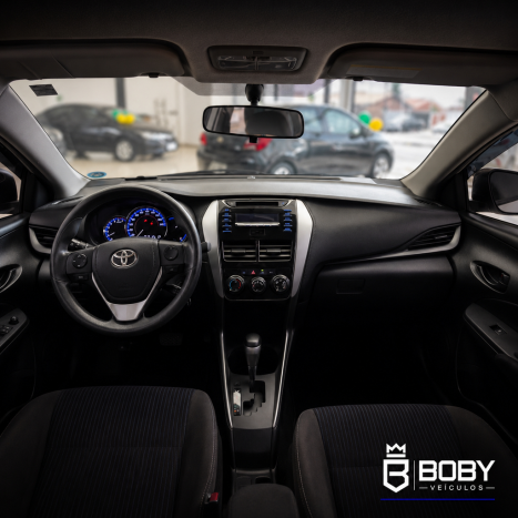 TOYOTA Yaris Sedan 1.5 16V 4P FLEX XL MULTIDRIVE AUTOM�TICO CVT, Foto 4
