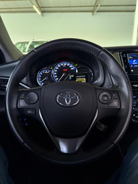 TOYOTA Yaris Sedan 1.5 16V 4P FLEX XLS MULTIDRIVE AUTOM�TICO CVT, Foto 12