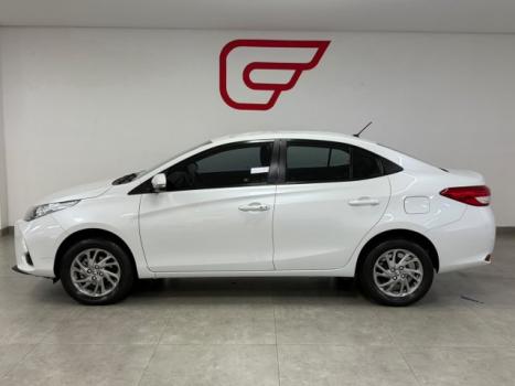 TOYOTA Yaris Sedan 1.5 16V 4P FLEX XS MULTIDRIVE AUTOM�TICO CVT, Foto 4