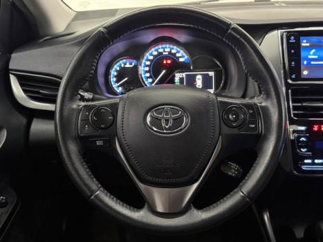TOYOTA Yaris Sedan 1.5 16V 4P FLEX XS MULTIDRIVE AUTOM�TICO CVT, Foto 8