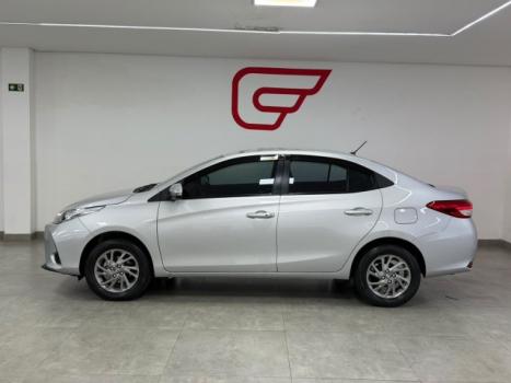 TOYOTA Yaris Sedan 1.5 16V 4P FLEX XS MULTIDRIVE AUTOM�TICO CVT, Foto 4