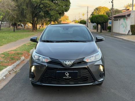 TOYOTA Yaris Sedan 1.5 16V 4P FLEX XS CONNECT MULTIDRIVE AUTOMÁTICO CVT, Foto 2