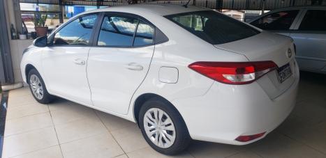 TOYOTA Yaris Sedan 1.3 16V 4P FLEX XL MULTIDRIVE AUTOMÁTICO CVT, Foto 10