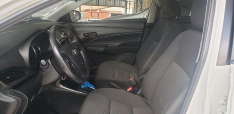 TOYOTA Yaris Sedan 1.3 16V 4P FLEX XL MULTIDRIVE AUTOMÁTICO CVT, Foto 11