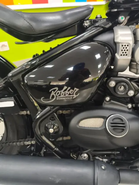 TRIUMPH Bobber 1200 , Foto 2